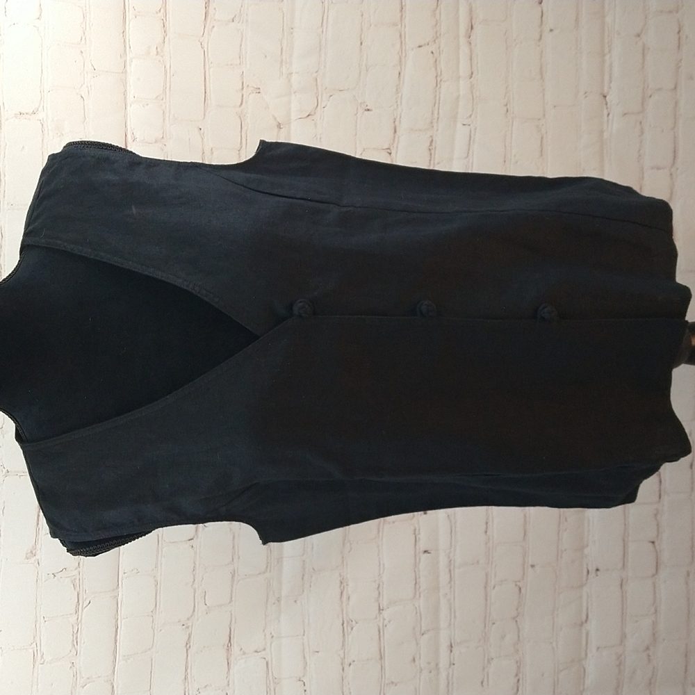 NWOT Orvis sleeveless Black Linen Top